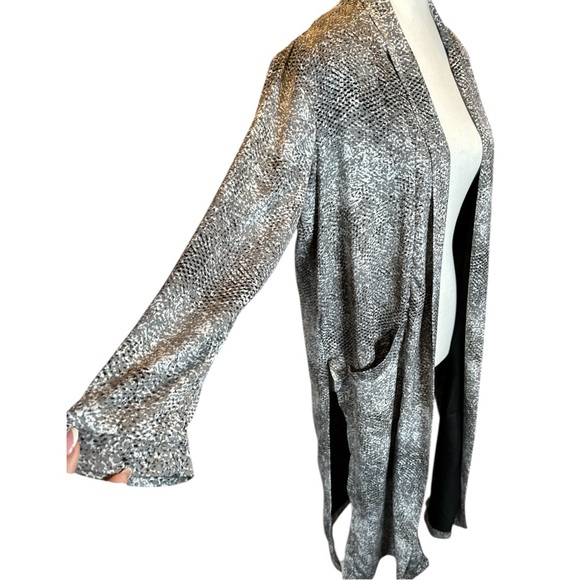 BB Dakota Monochrome Women's Cardigan - Picture 3 of 8